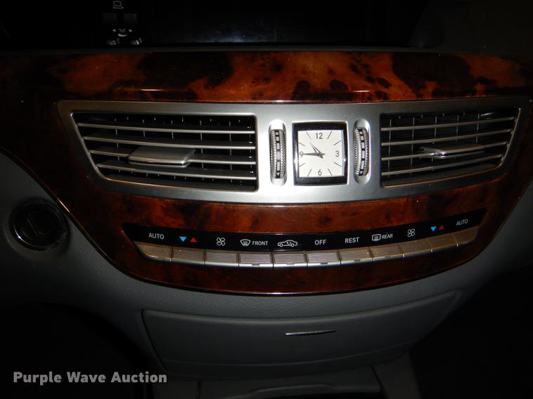 image for item DD8962 2007 Mercedes Benz S550