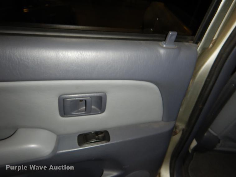 image for item DD8970 2000 Toyota 4Runner SUV