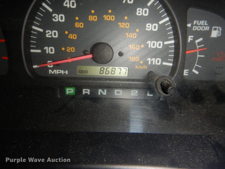 image for item DD8970 2000 Toyota 4Runner SUV