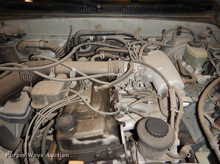 image for item DD8970 2000 Toyota 4Runner SUV