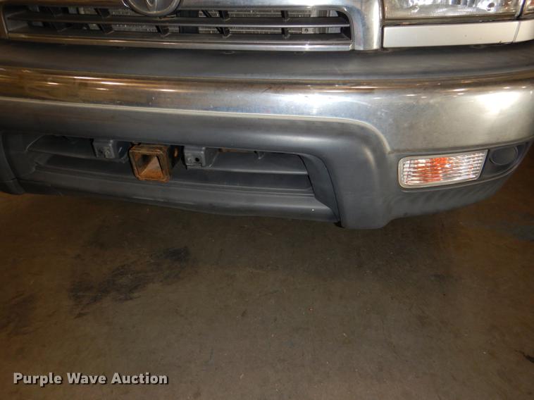 image for item DD8970 2000 Toyota 4Runner SUV