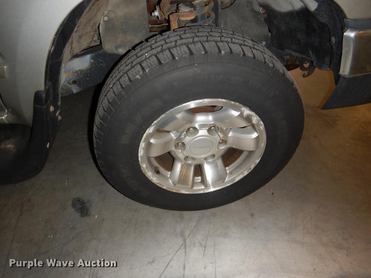 image for item DD8970 2000 Toyota 4Runner SUV