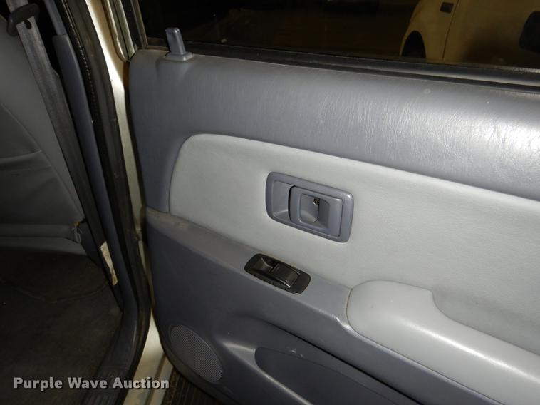 image for item DD8970 2000 Toyota 4Runner SUV