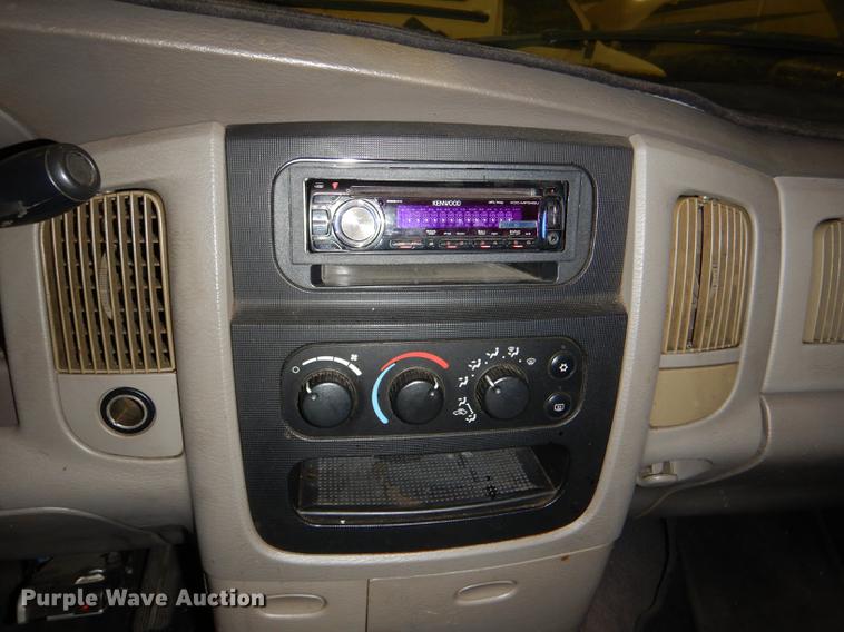 image for item DD8972 2003 Dodge Ram 1500 Quad Cab pickup truck