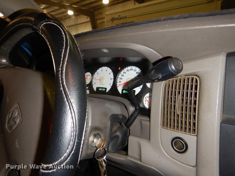 image for item DD8972 2003 Dodge Ram 1500 Quad Cab pickup truck