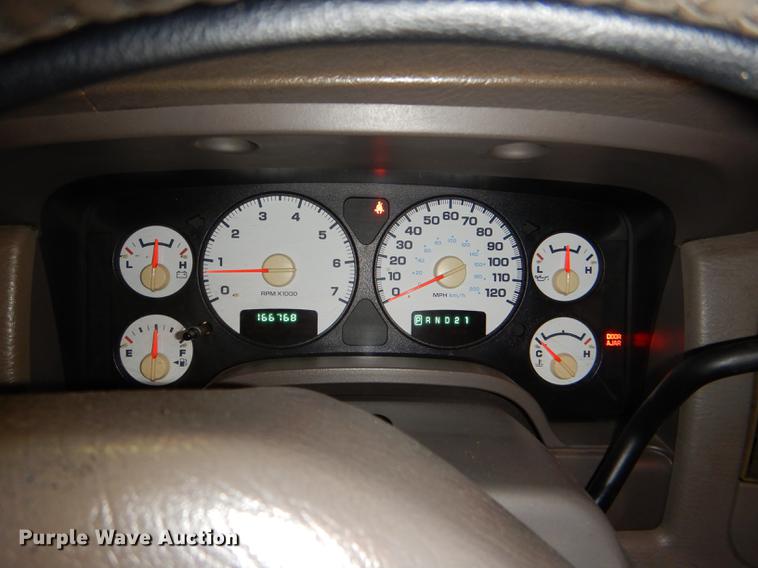 image for item DD8972 2003 Dodge Ram 1500 Quad Cab pickup truck