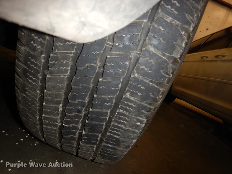 image for item DD8972 2003 Dodge Ram 1500 Quad Cab pickup truck