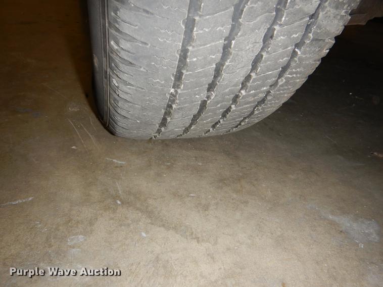 image for item DD8972 2003 Dodge Ram 1500 Quad Cab pickup truck