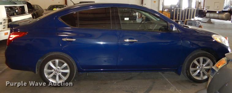 image for item DE1670 2014 Nissan Versa SL