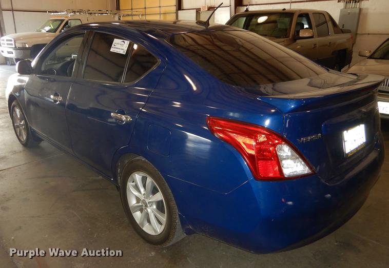 image for item DE1670 2014 Nissan Versa SL