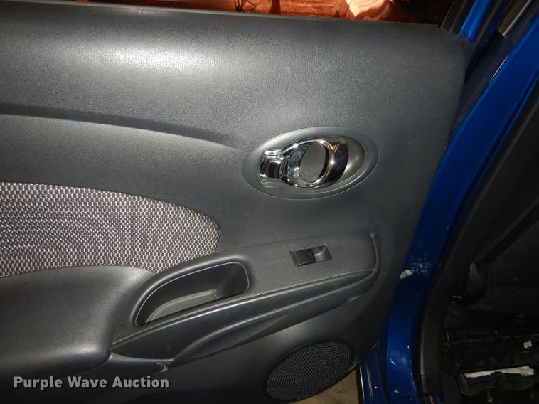 image for item DE1670 2014 Nissan Versa SL