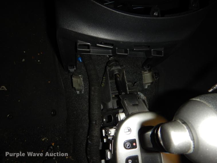 image for item DE1670 2014 Nissan Versa SL