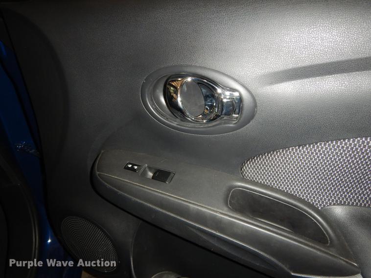 image for item DE1670 2014 Nissan Versa SL