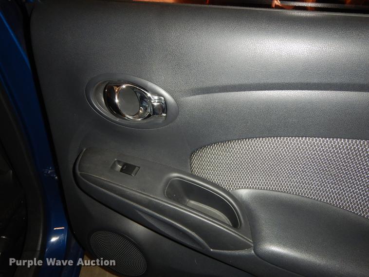 image for item DE1670 2014 Nissan Versa SL