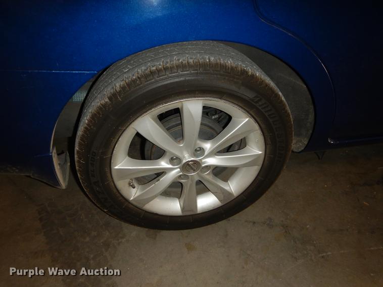 image for item DE1670 2014 Nissan Versa SL