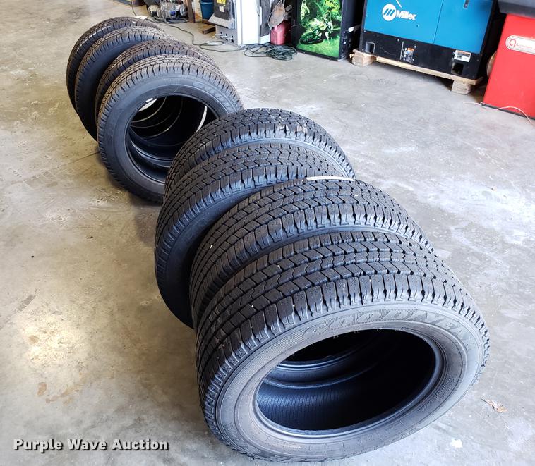 image for item AV9464 (8) Goodyear Wrangler SR-A 265/60R20 tires