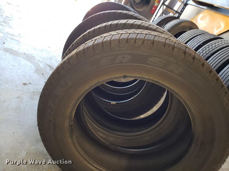 image for item AV9464 (8) Goodyear Wrangler SR-A 265/60R20 tires