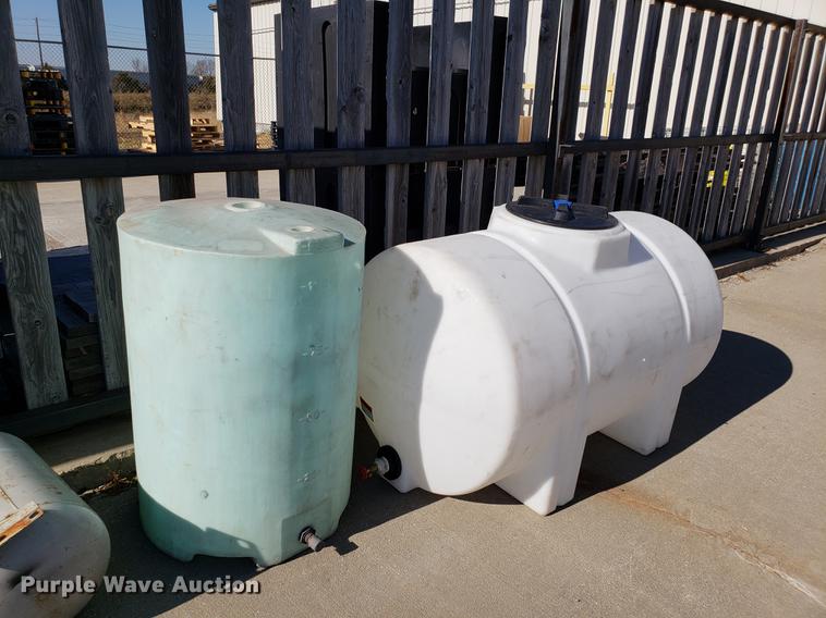 image for item AV9465 (14) tanks