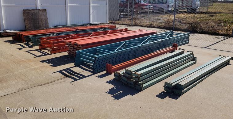 image for item AV9467 Pallet racking