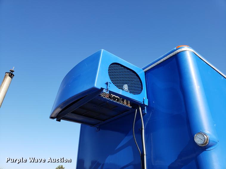 image for item AV9469 2003 Clark refrigerated van trailer