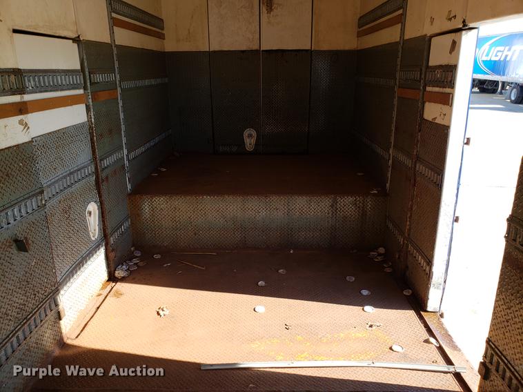 image for item AV9469 2003 Clark refrigerated van trailer