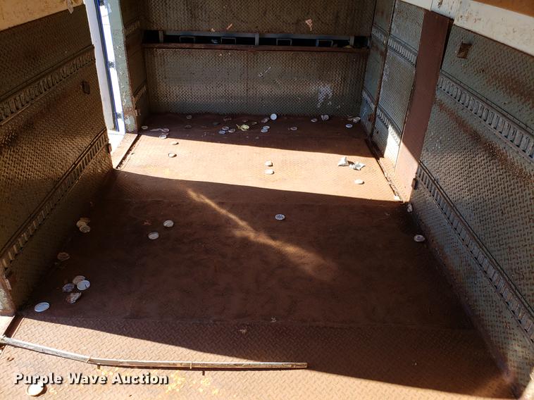 image for item AV9469 2003 Clark refrigerated van trailer