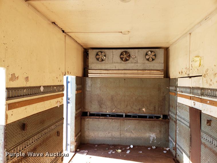 image for item AV9469 2003 Clark refrigerated van trailer