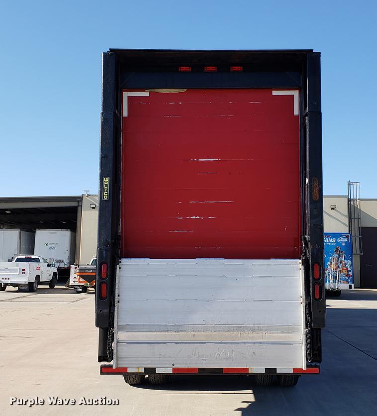 image for item AV9470 2008 Great Dane refrigerated van trailer