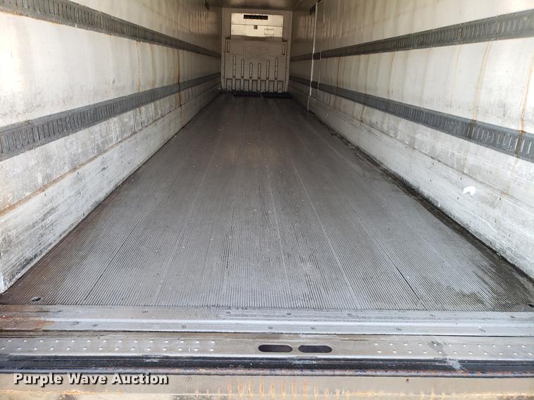 image for item AV9470 2008 Great Dane refrigerated van trailer