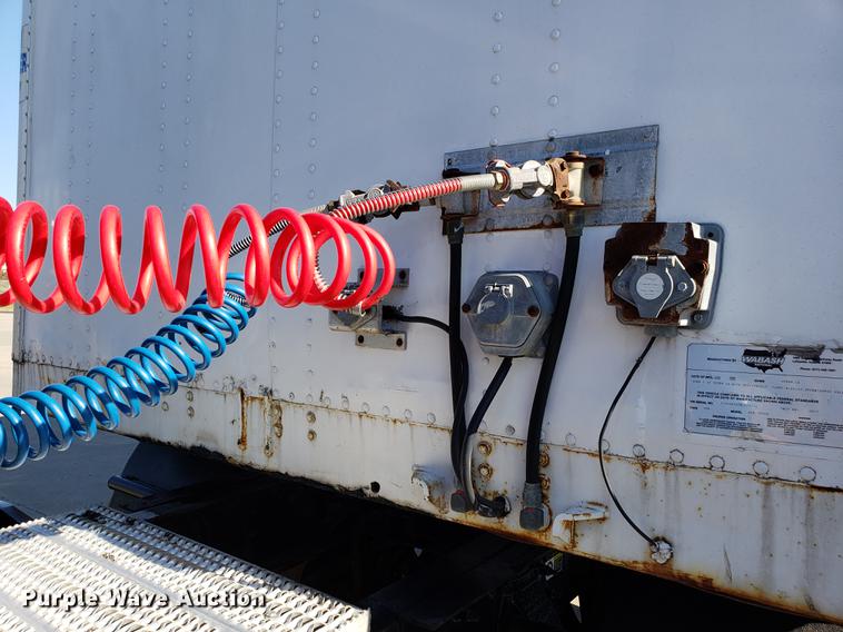 image for item AV9471 1992 Wabash DSA-102CW dry van trailer