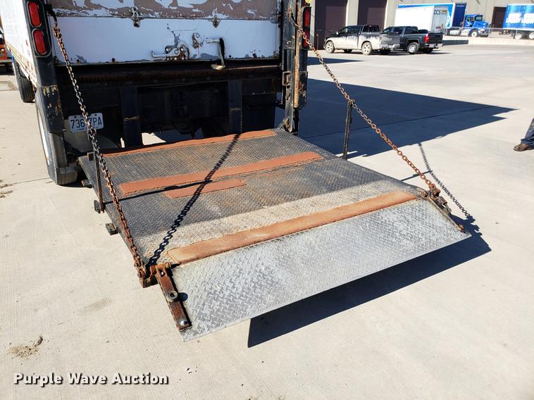 image for item AV9471 1992 Wabash DSA-102CW dry van trailer