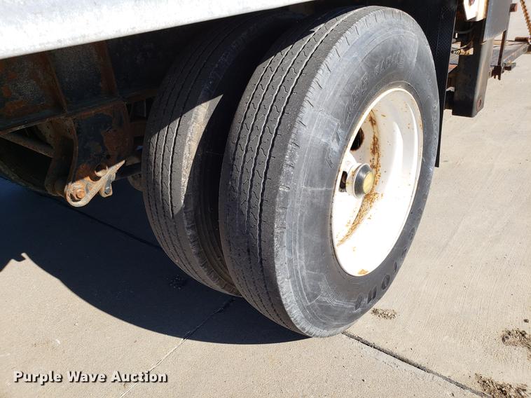 image for item AV9471 1992 Wabash DSA-102CW dry van trailer