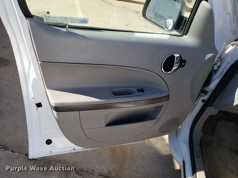 image for item AV9472 2008 Chevrolet HHR