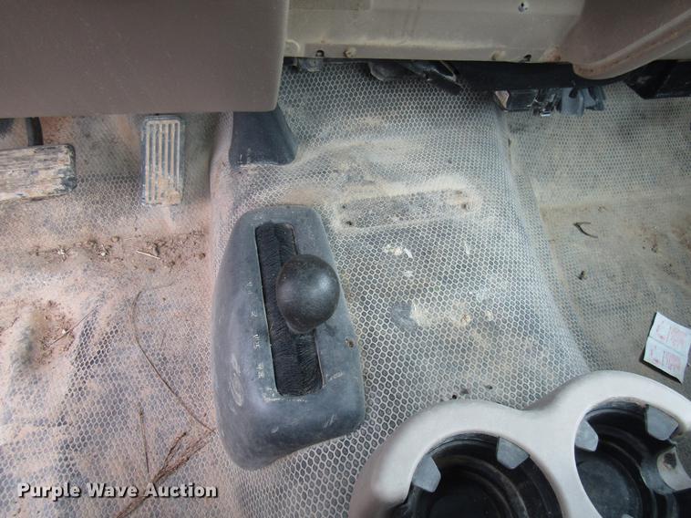 image for item DB2035 2002 GMC Sierra 2500HD pickup truck