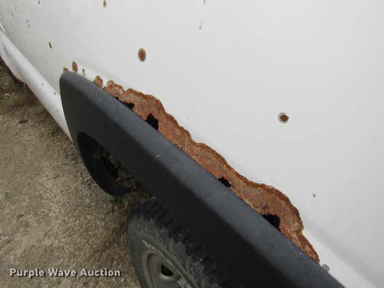 image for item DB2035 2002 GMC Sierra 2500HD pickup truck