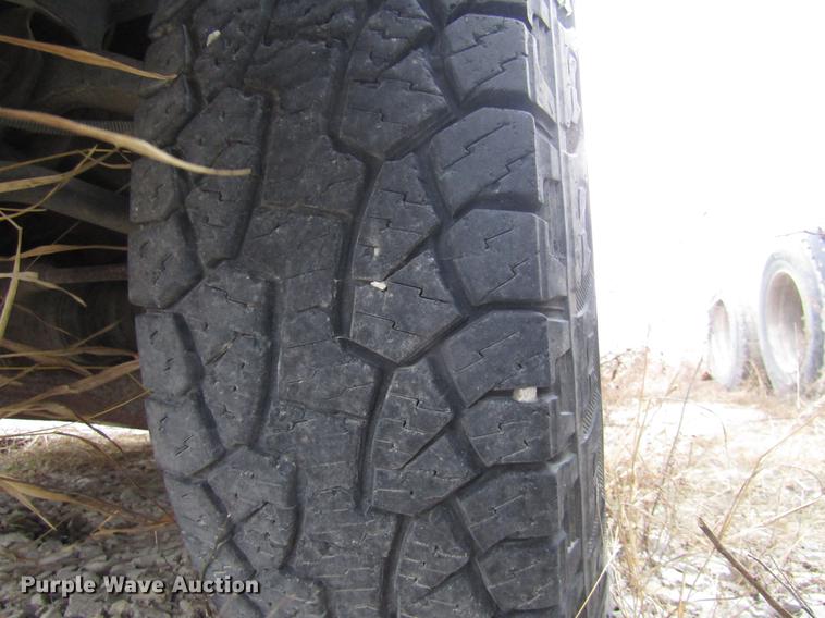 image for item DB2035 2002 GMC Sierra 2500HD pickup truck