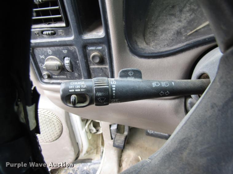 image for item DB2036 2002 GMC Sierra 2500HD pickup truck