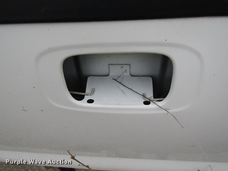 image for item DB2036 2002 GMC Sierra 2500HD pickup truck