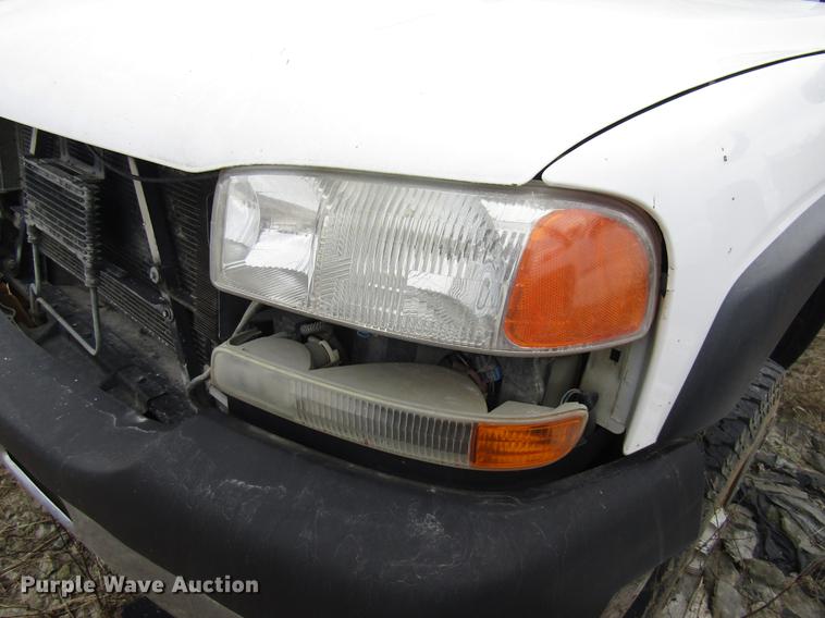 image for item DB2036 2002 GMC Sierra 2500HD pickup truck