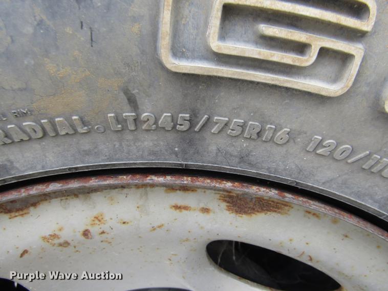 image for item DB2036 2002 GMC Sierra 2500HD pickup truck