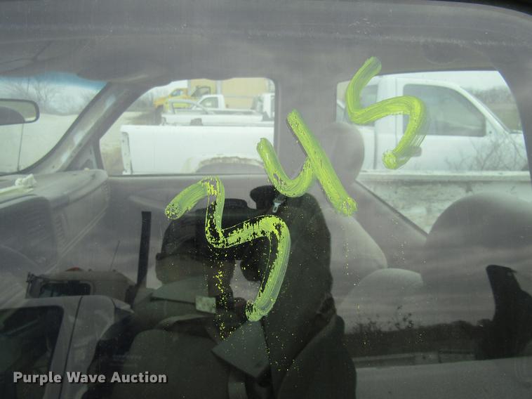 image for item DB2036 2002 GMC Sierra 2500HD pickup truck