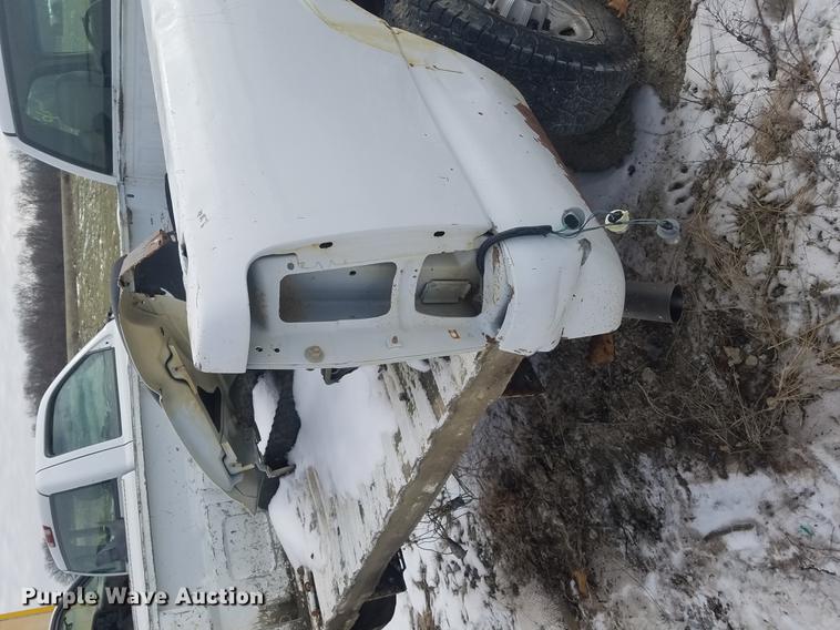 image for item DB2037 2002 GMC Sierra 2500HD pickup truck