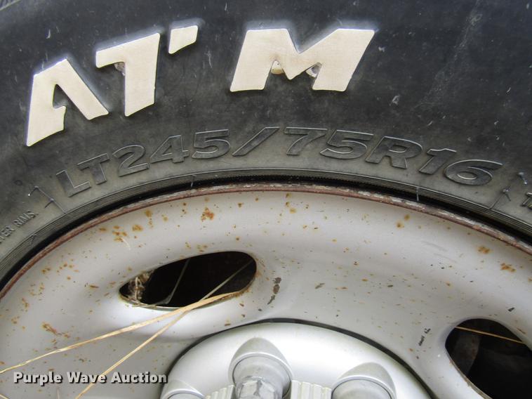 image for item DB2037 2002 GMC Sierra 2500HD pickup truck