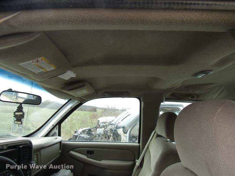 image for item DB2038 2002 GMC Sierra 2500HD Ext. Cab pickup truck