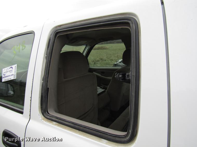 image for item DB2038 2002 GMC Sierra 2500HD Ext. Cab pickup truck
