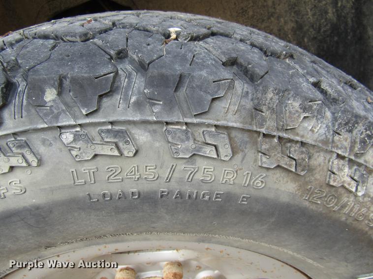 image for item DB2038 2002 GMC Sierra 2500HD Ext. Cab pickup truck