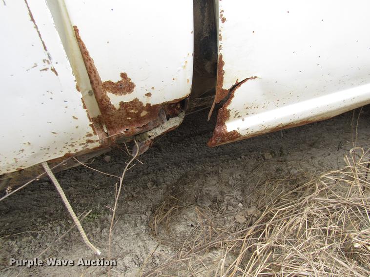 image for item DB2039 2002 GMC Sierra 2500HD pickup truck