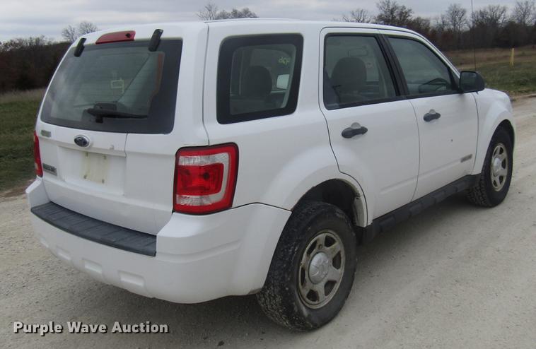image for item DB2040 2008 Ford Escape SUV