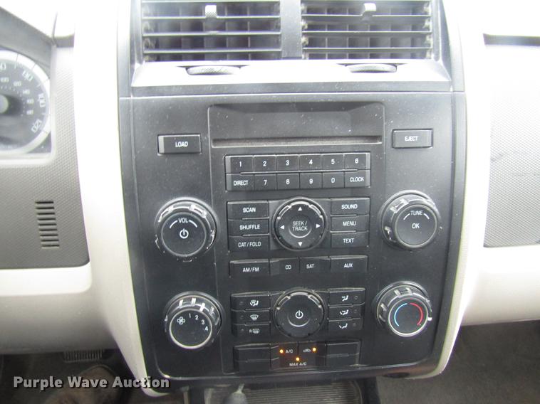 image for item DB2040 2008 Ford Escape SUV