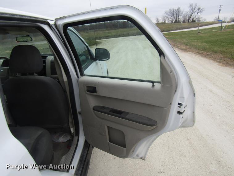 image for item DB2040 2008 Ford Escape SUV